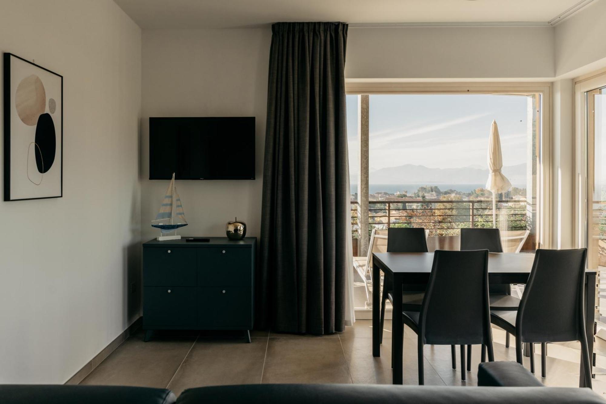 Apartments Monsurei, Lake View Bardolino Ngoại thất bức ảnh