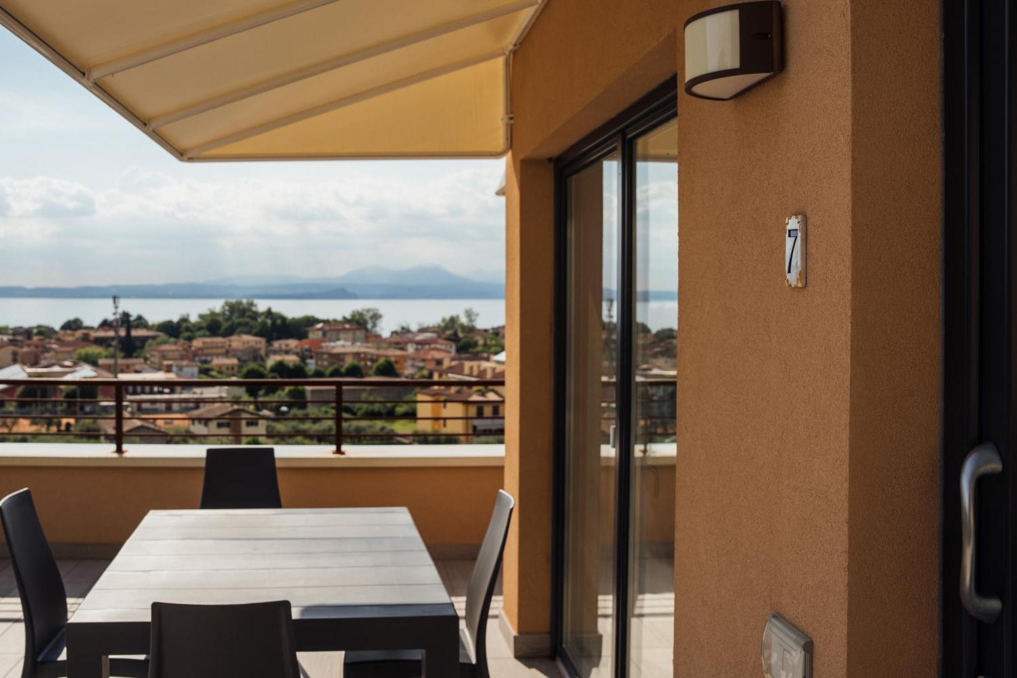 Apartments Monsurei, Lake View Bardolino Ngoại thất bức ảnh